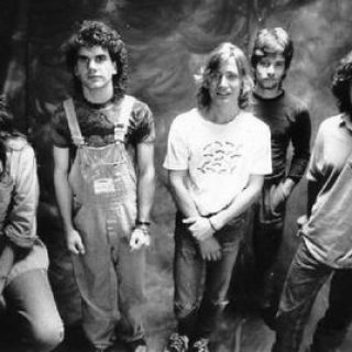 Edie Brickell and The New Bohemians
